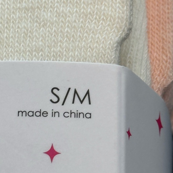 💚 BN Reindeer Sweater Tights 5 for $15 - Picture 4 of 4